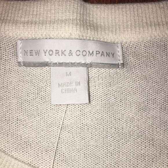 New NY&CO Argyle Pattern Cardigan - Picture 4 of 9